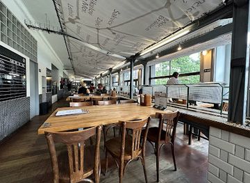 czechia/eagle-mountains/restaurant/vytopna-railway-restaurant-wenceslas-square