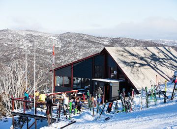 australia/snowy-mountains/restaurant/kareela-hutte