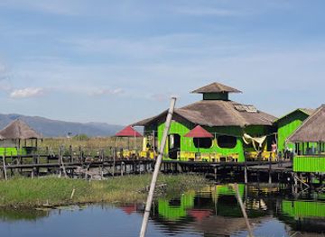 myanmar-burma/inle-lake/restaurant/shwe-yee-win-floating-restaurant