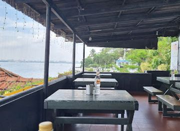 india/kochi/restaurant/marina-the-sea-face-restaurant