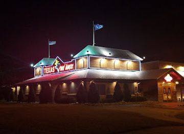 kansas/manhattan/restaurant/texas-roadhouse