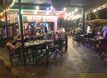 argentina/puerto-iguazu/restaurant/orale-wey-pinche-carbon