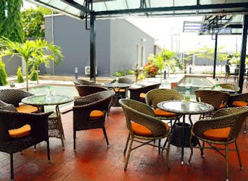 nigeria/ibadan/restaurant/five-continents