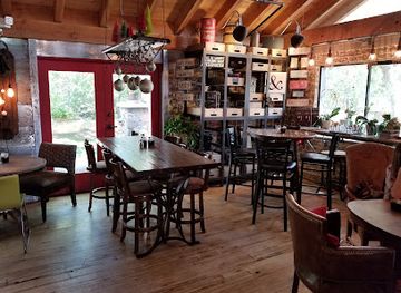 arizona/verde-valley/restaurant/pump-house-station-urban-eatery-and-market