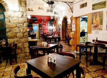 israel/jerusalem/east-jerusalem/restaurant/tmol-shilshom