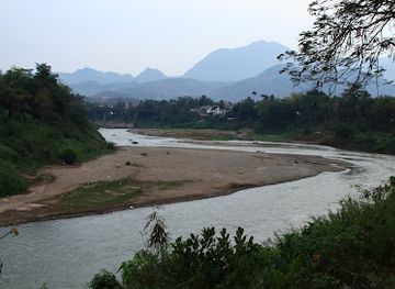 laos/khammouane-limestone-forest/restaurant/cafe-toui