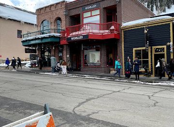 utah/park-city/historic-main-street/restaurant/riverhorse-on-main