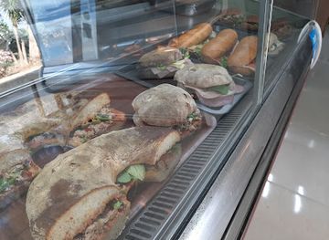 malta/tarxien/restaurant/y-lee-snack-bar