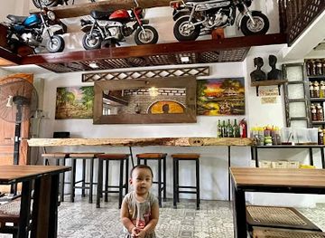 philippines/vigan/restaurant/nanang-sion-vigan-empanada