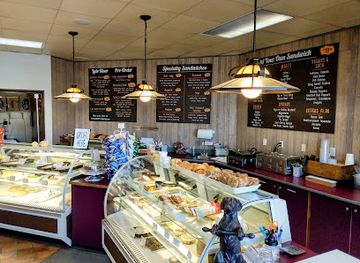 colorado/crested-butte/restaurant/frank-s-deli-at-creative-catering