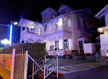 trinidad-and-tobago/st-mary/restaurant/jenny-s-on-the-boulevard