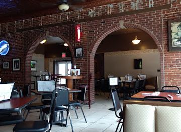 missouri/hannibal/restaurant/finn-s-food-spirits