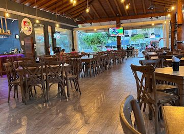 mexico/ixtapa-zihuatanejo/restaurant/senor-frog-s