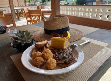 saint-lucia/laborie/restaurant/cafe-en-ville