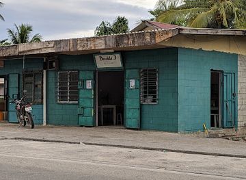 nauru/uaboe-district/restaurant/double-j