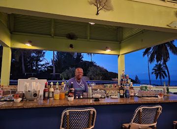 the-bahamas/eleuthera-island/restaurant/pascal-s-oceanfront-restaurant-bar