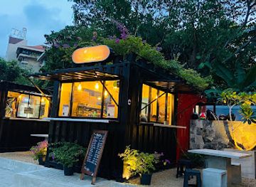 sri-lanka/colombo/restaurant/dining-capsule