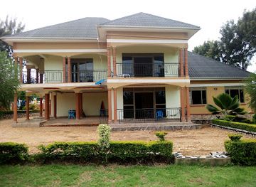 uganda/kigezi/restaurant/kigongi-a