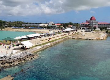 tonga/late-island/restaurant/vuna-wharf