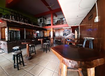 uganda/entebbe/restaurant/new-four-turkeys-restaurant