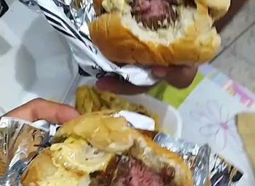 paraguay/ypacarai/restaurant/hl-burguer