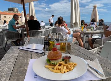 montenegro/bar-riviera/restaurant/astoria