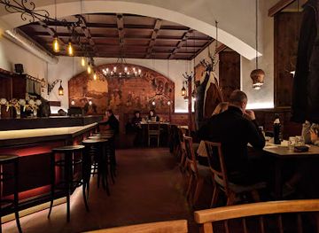 austria/vienna/rudolfsheim-funfhaus/restaurant/let-s-be-frank