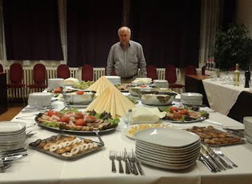 hungary/matra-mountains/restaurant/vamav-etterem