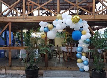 jamaica/surrey-county/restaurant/house-of-flamez