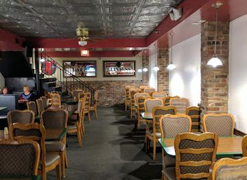 illinois/peoria/restaurant/richard-s-under-main