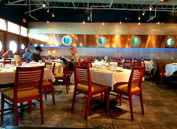 florida/naples-beach/restaurant/uss-nemo-restaurant