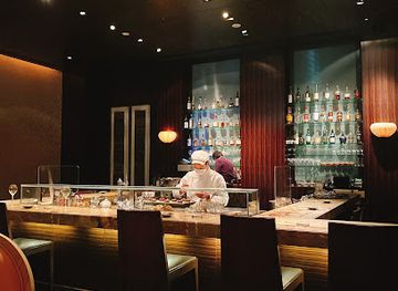 japan/tokyo/restaurant/tapas-molecular-bar