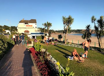 jersey/st-brelade-s-bay/restaurant/pizza-express