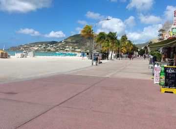 sint-maarten/philipsburg-boardwalk/restaurant/la-perle-bleu-beach-bar-restaurant