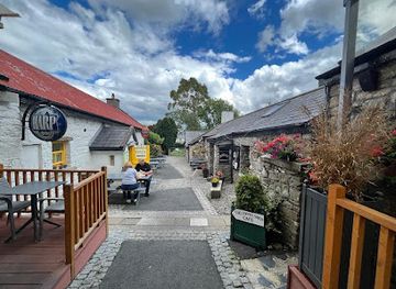 ireland/wicklow-mountains/restaurant/coffin-shed