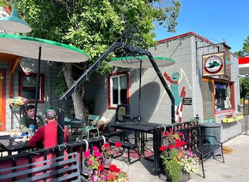 montana/bozeman/restaurant/pickle-barrel