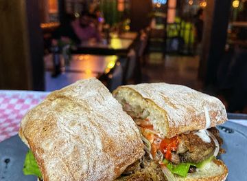 colombia/macarena-range/restaurant/sandwich-taller