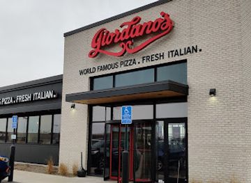 wisconsin/kenosha/restaurant/giordano-s