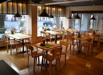 finland/turku/restaurant/tahtibaari