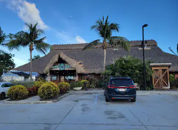 Sparky's Landing - Fish n Cocktails