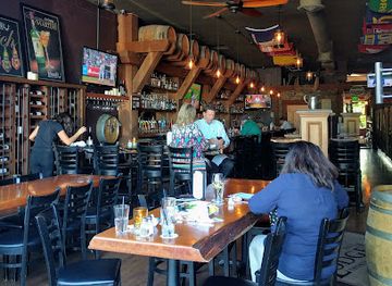 washington/kirkland/restaurant/the-lodge-sports-grille