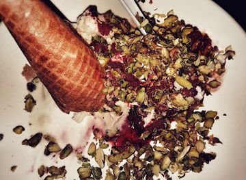 lebanon/anjar/restaurant/casino-kraitem