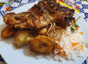 bolivia/yungas-road/restaurant/parrillas-el-chef