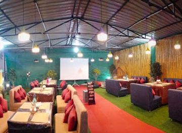 india/raipur/restaurant/hungry-birds-restaurant