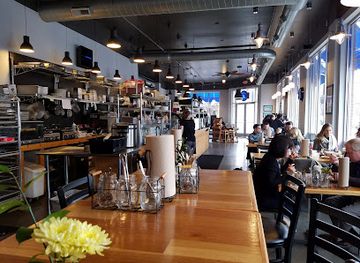 kentucky/newport/restaurant/press-on-monmouth