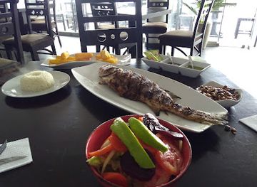 peru/trujillo/huanchaco/restaurant/restaurante-el-tramboyo