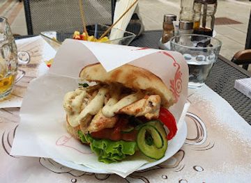 slovenia/gorizia/restaurant/tunnel-food-and-drink-gorizia