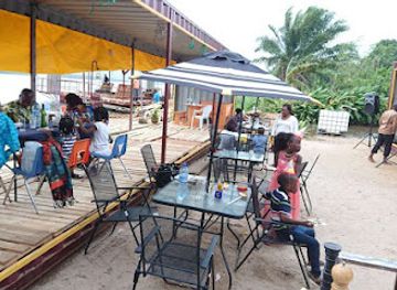 benin/couffo/restaurant/la-rive-droite-du-lac-toho