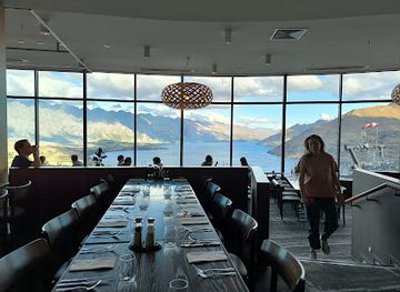 new-zealand/queenstown/restaurant/stratosfare-restaurant-bar
