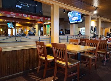 wyoming/cheyenne/restaurant/applebee-s-grill-bar